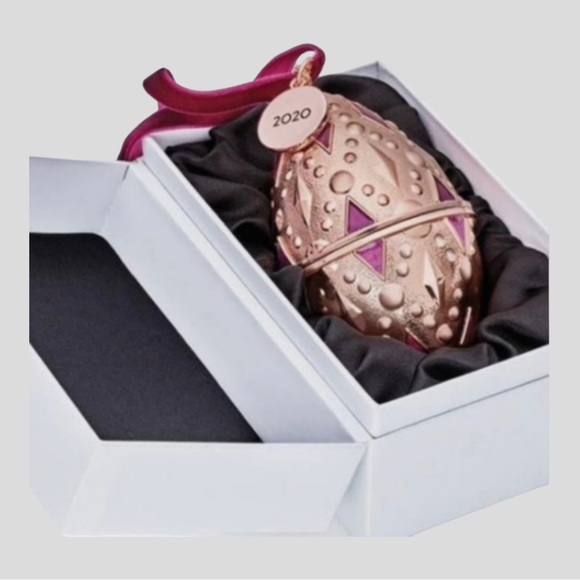 NEW PANDORA 2020 EDITION HOLIDAY ORNAMENT - Picture 1 of 8